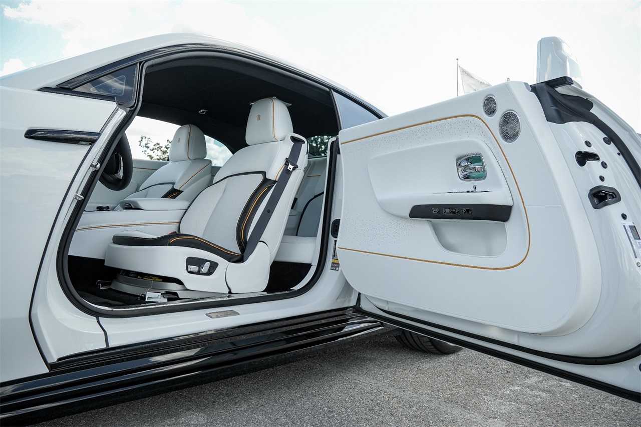 New Car 2025 Rolls-royce Spectre  For Sale Under $580,000 In Austin, Texas