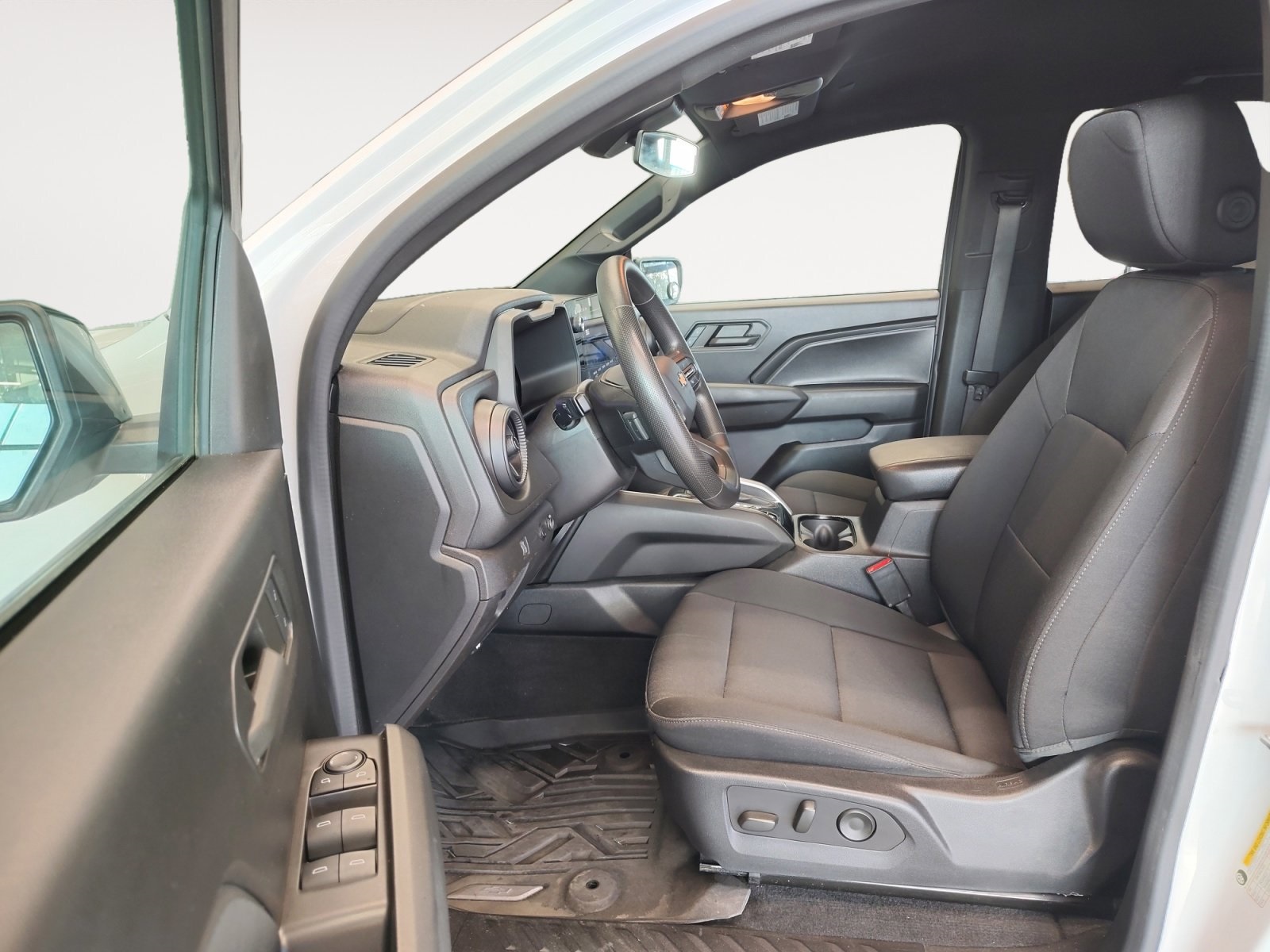 Used Car 2023 Chevrolet Colorado  Work Truck For Sale Under $30,000 In San Antonio, Texas