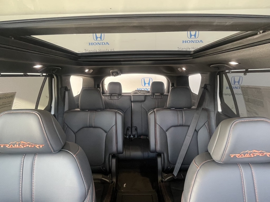 Thumbnail: 2025 Honda Pilot - 21