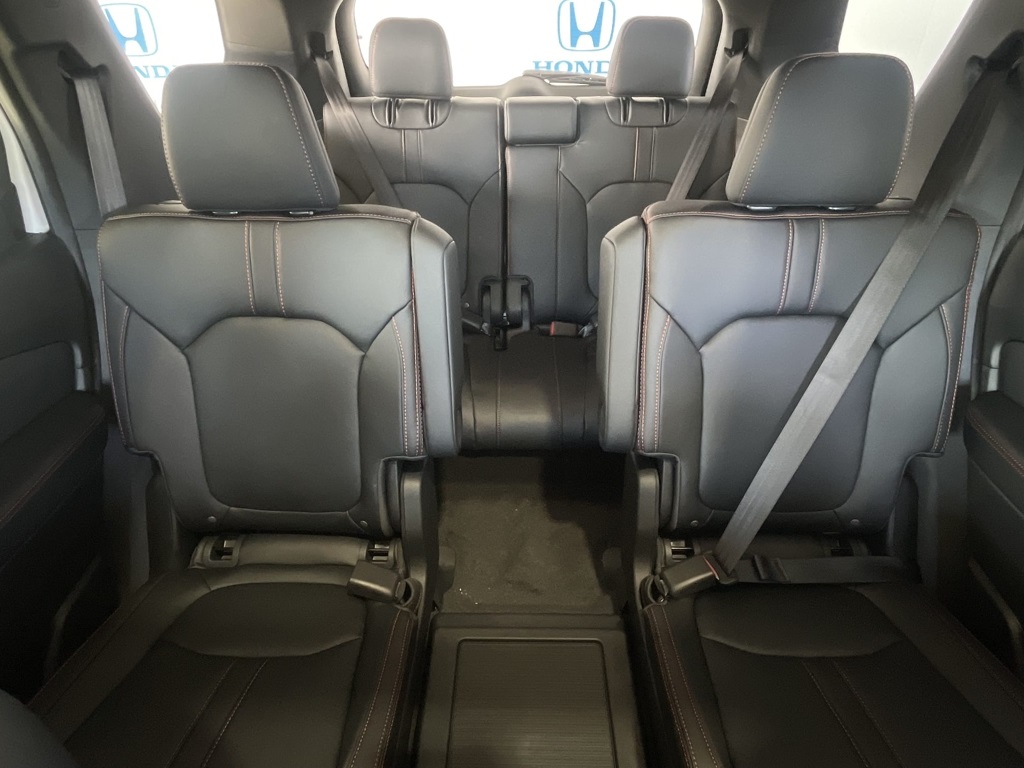 Thumbnail: 2025 Honda Pilot - 23