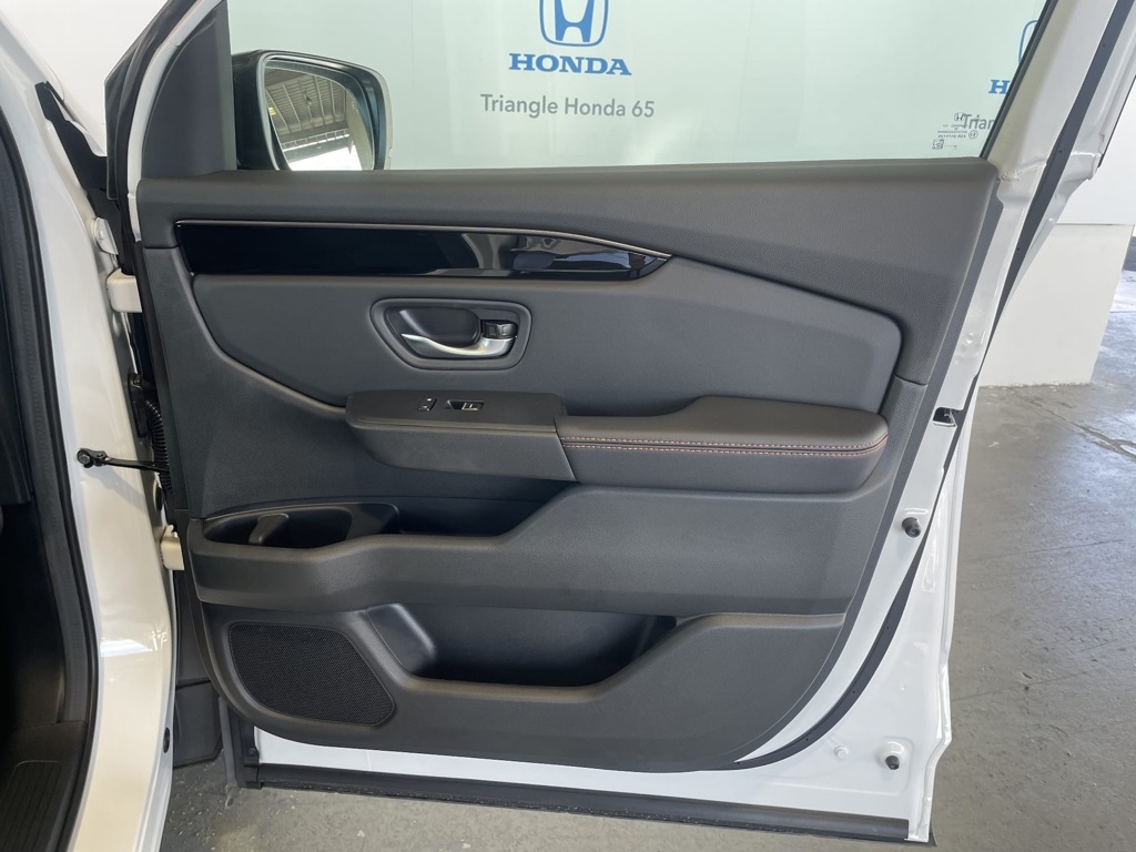 Thumbnail: 2025 Honda Pilot - 29