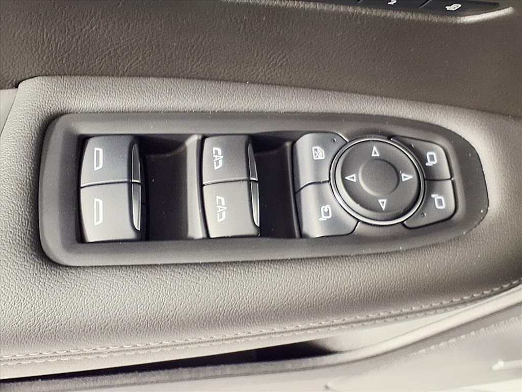 2025 Cadillac XT6 Premium Luxury - 9