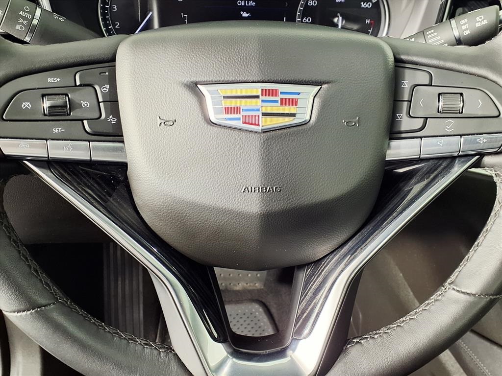 2025 Cadillac XT6 Premium Luxury - 11