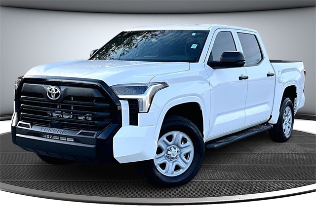 2025 Toyota Tundra SR CrewMax Cab 4WD