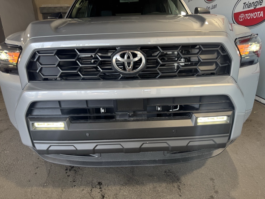 Thumbnail: 2025 Toyota 4Runner - 13