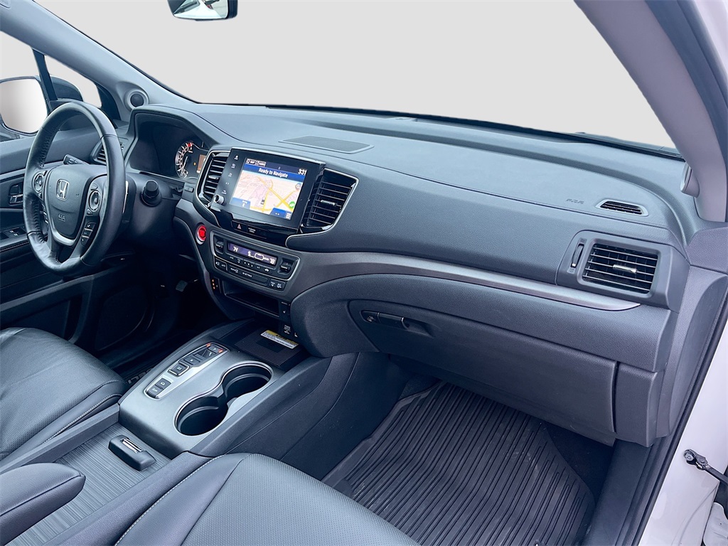 2023 Honda Ridgeline RTL-E White at AutoSavvy Houston Southwest