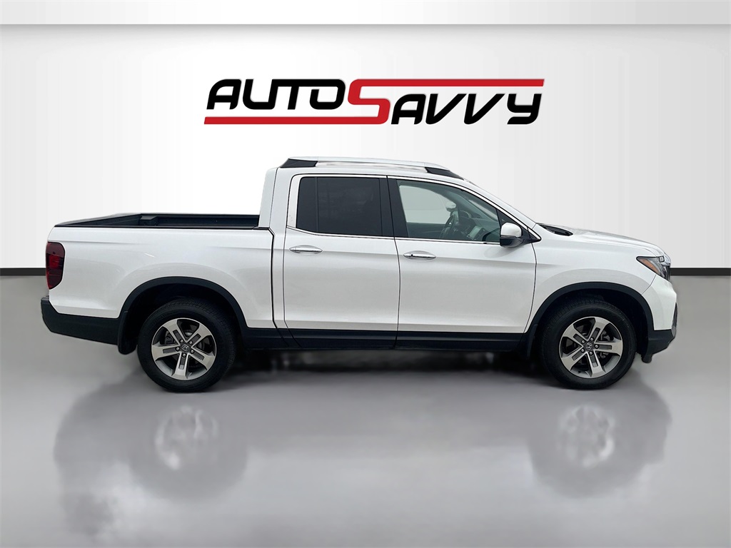 2023 Honda Ridgeline RTL-E White at AutoSavvy Houston Southwest