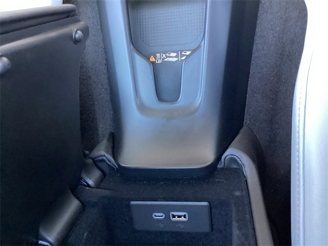 Used Car 2024 Chevrolet Corvette  E-ray For Sale Under $110,000 In San Antonio, Texas