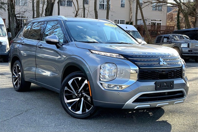 2023 Mitsubishi Outlander SEL AWD