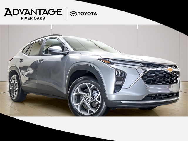 2025 Chevrolet Trax LT FWD