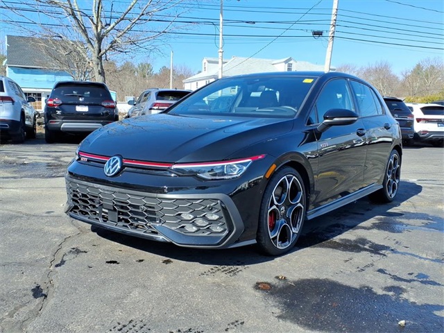 2025 Volkswagen Golf GTI Autobahn FWD