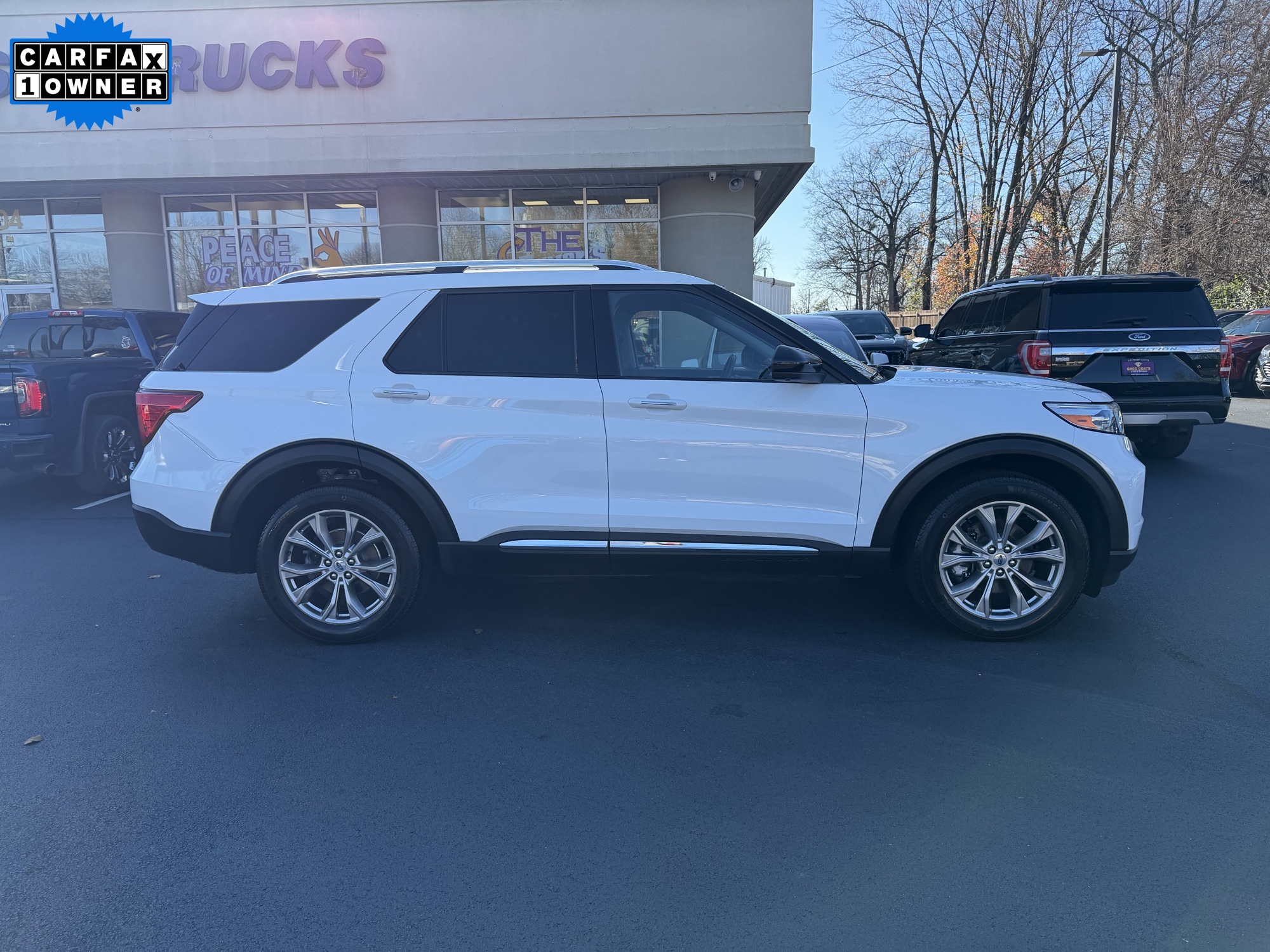 2023 Ford Explorer Limited photo 3