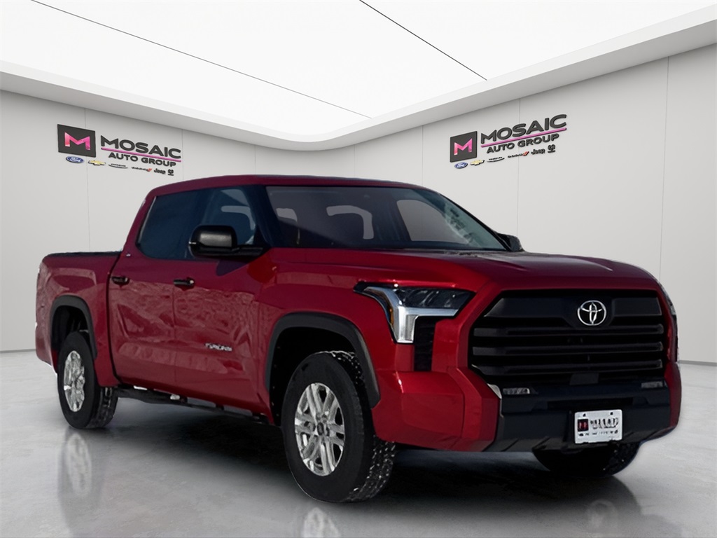 2022 Toyota Tundra SR5 CrewMax Cab 4WD