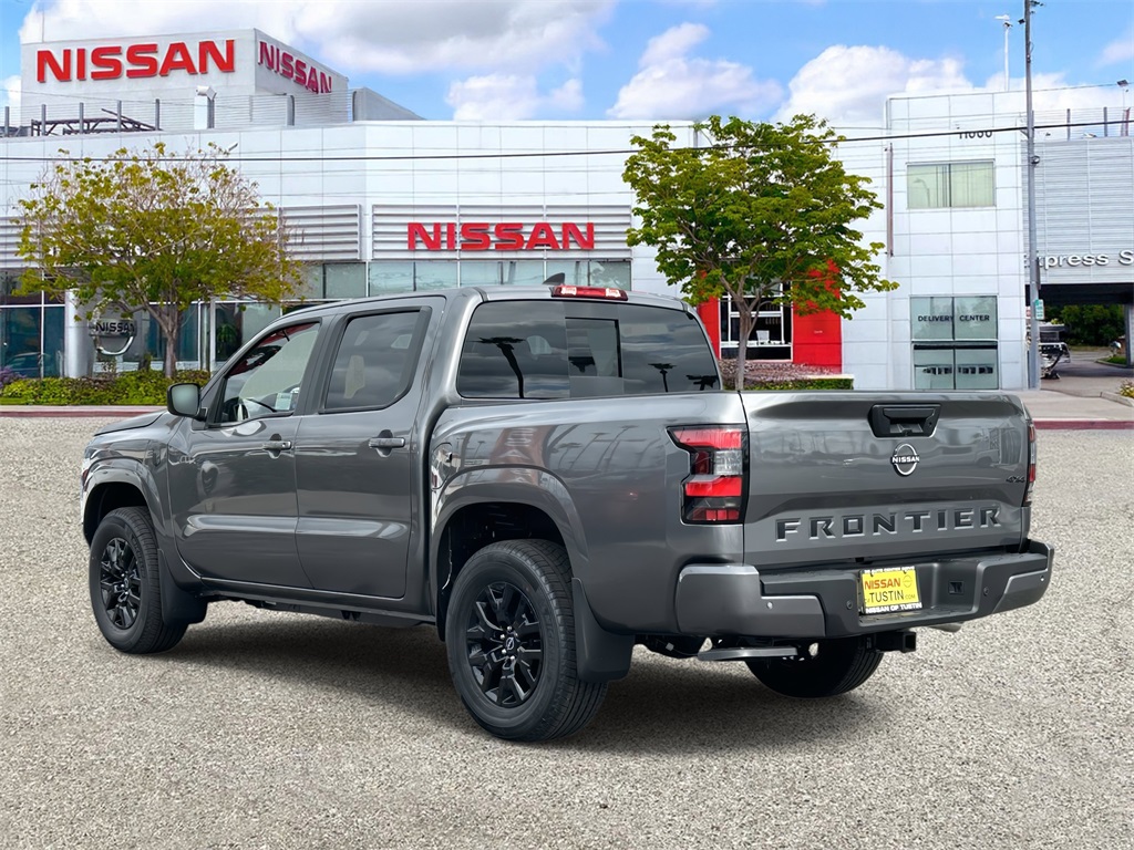 2026 Nissan Frontier Crew Cab SV photo 2