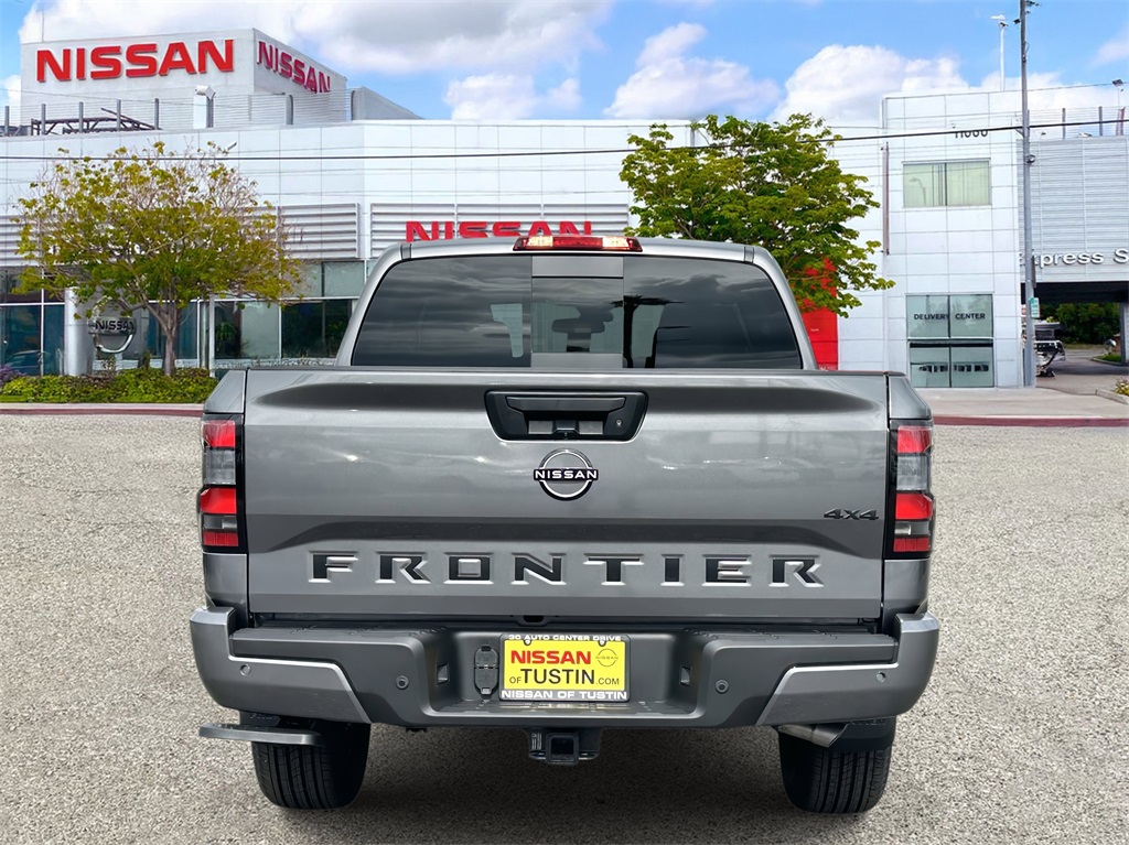2026 Nissan Frontier Crew Cab SV photo 3