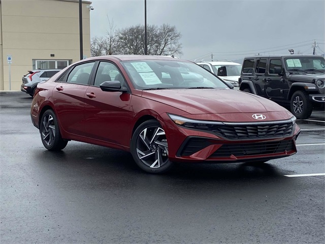 2025 Hyundai Elantra SEL Sport FWD