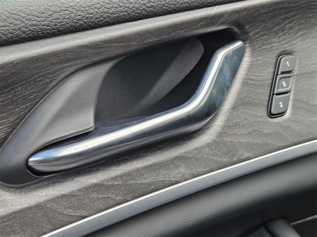 New Car 2025 Jeep Grand Cherokee L  Limited For Sale Under $50,000 In San Marcos, Texas