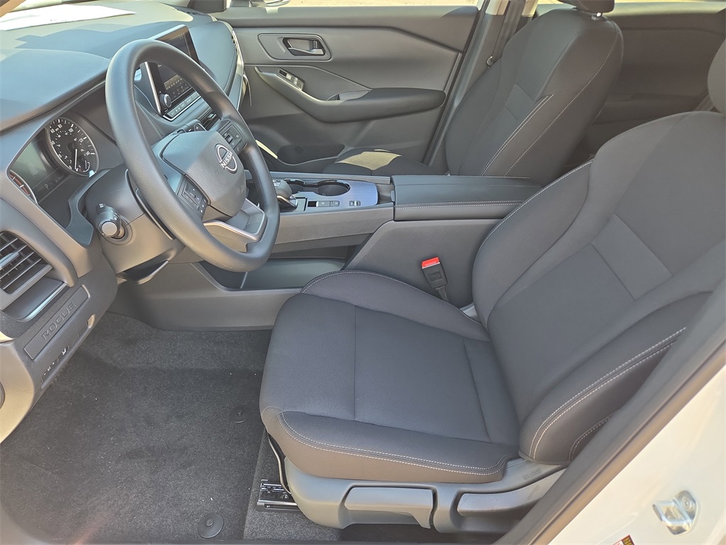 2026 Nissan Rogue S - 6