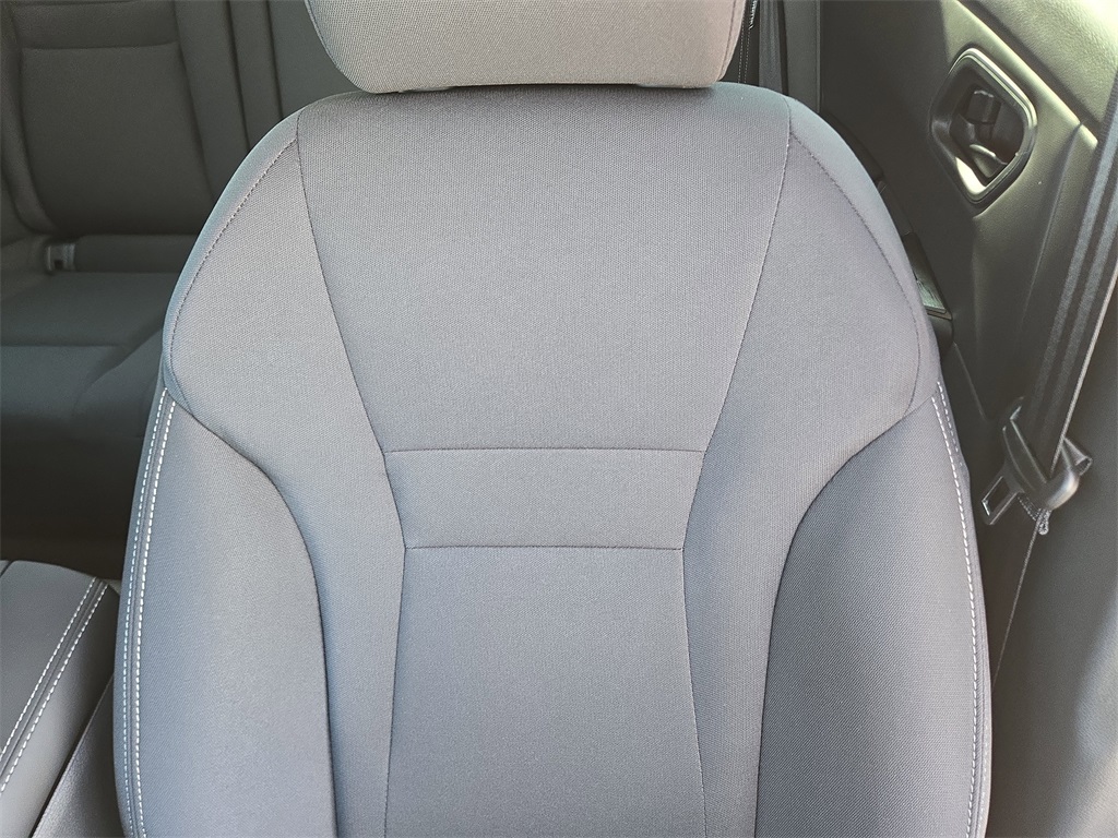 2026 Nissan Rogue S - 8