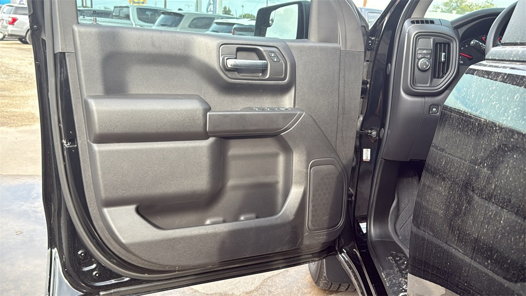 2024 Chevrolet Silverado 1500 Custom - 8