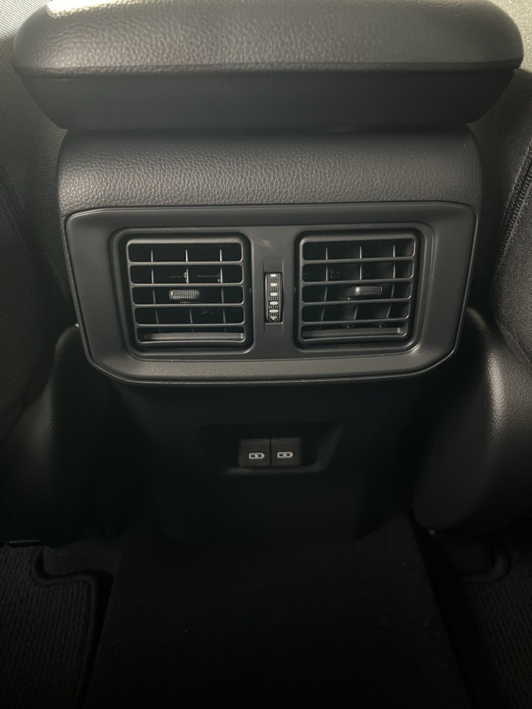 Thumbnail: 2025 Toyota RAV4 - 28