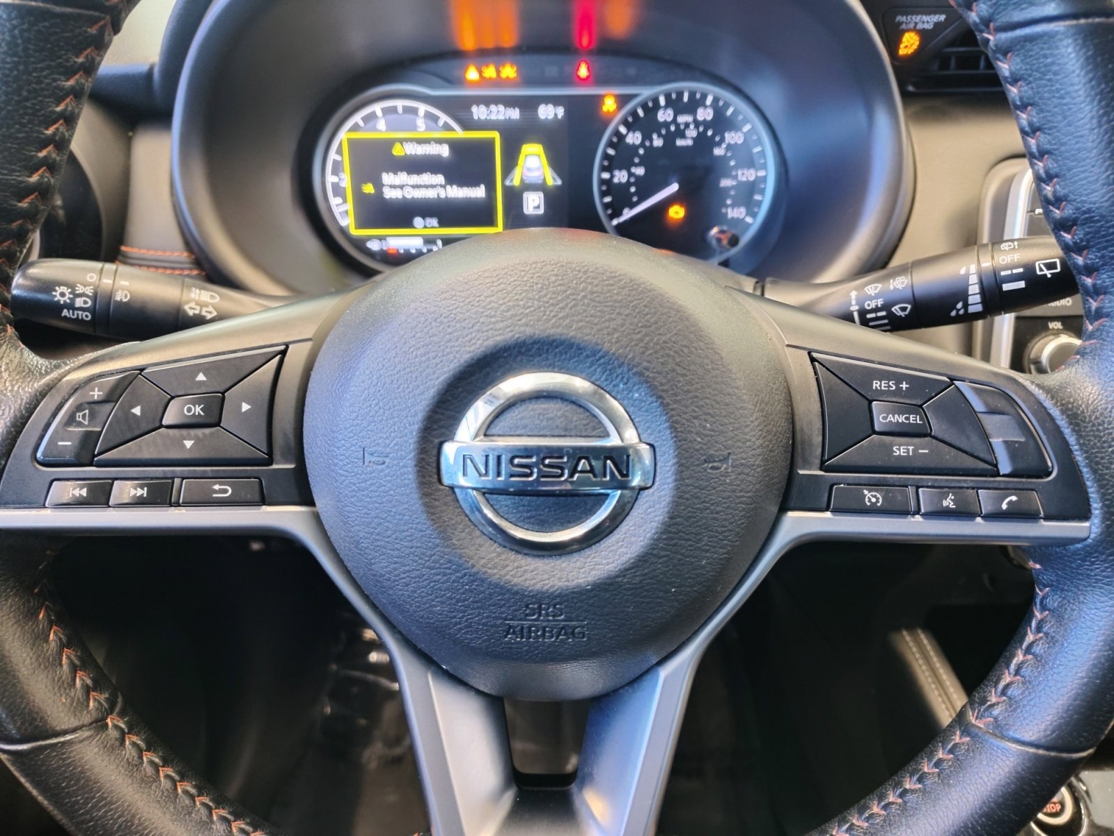 Used Car 2020 Nissan Kicks  Sr For Sale Under $15,000 In San Antonio, Texas