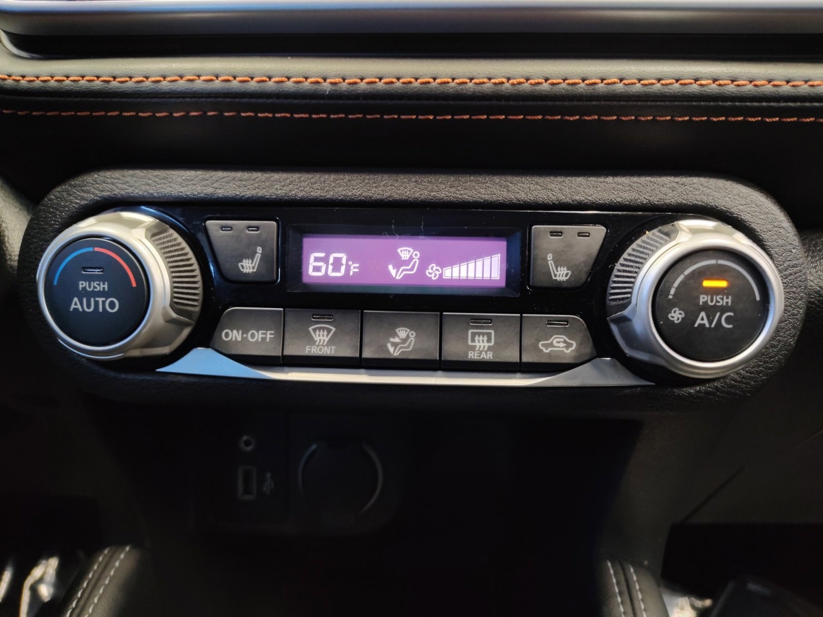 Used Car 2020 Nissan Kicks  Sr For Sale Under $15,000 In San Antonio, Texas