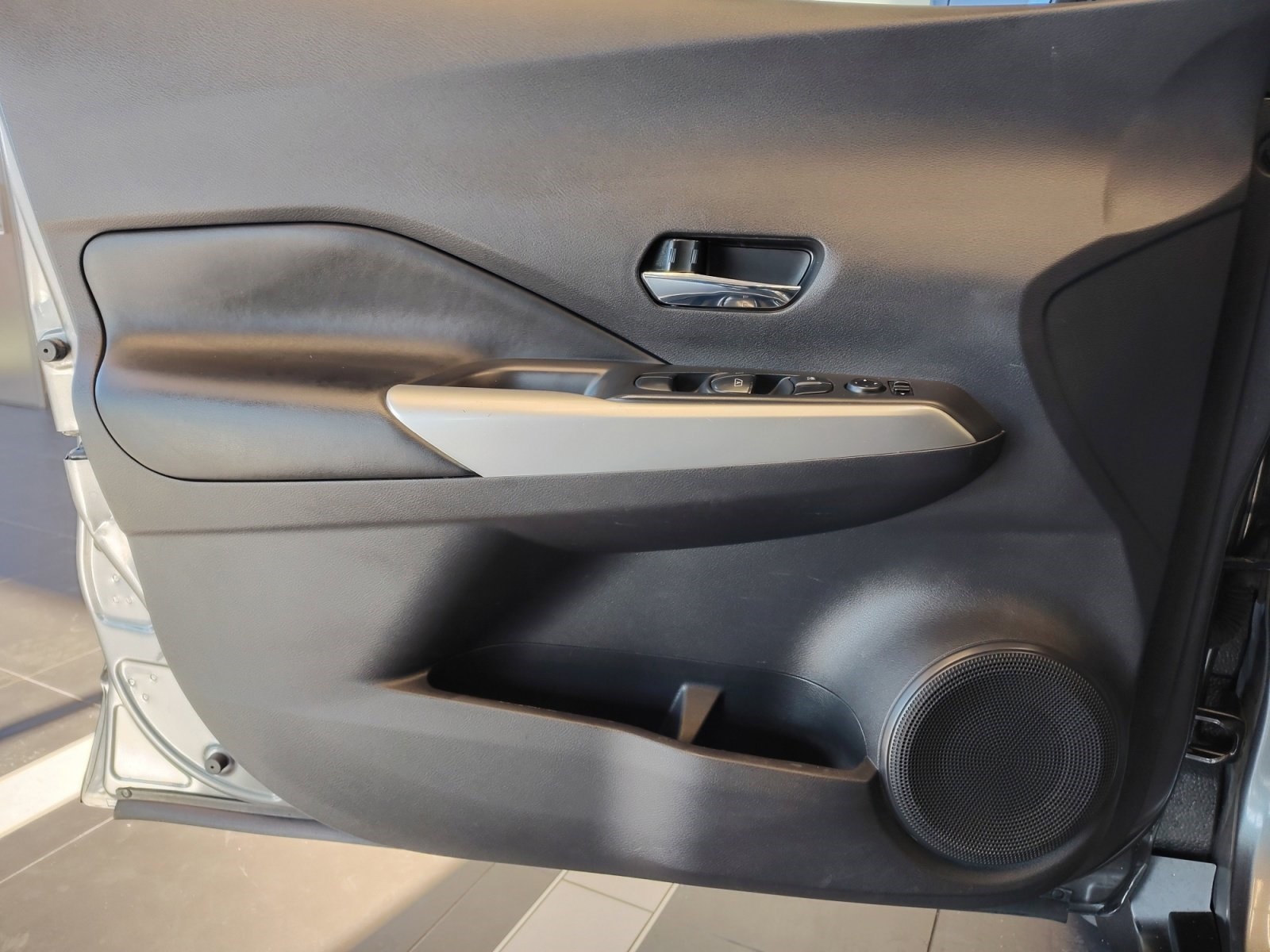 Used Car 2020 Nissan Kicks  Sr For Sale Under $15,000 In San Antonio, Texas