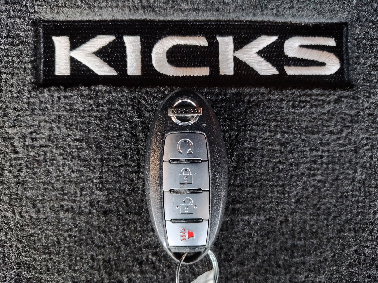 Used Car 2020 Nissan Kicks  Sr For Sale Under $15,000 In San Antonio, Texas