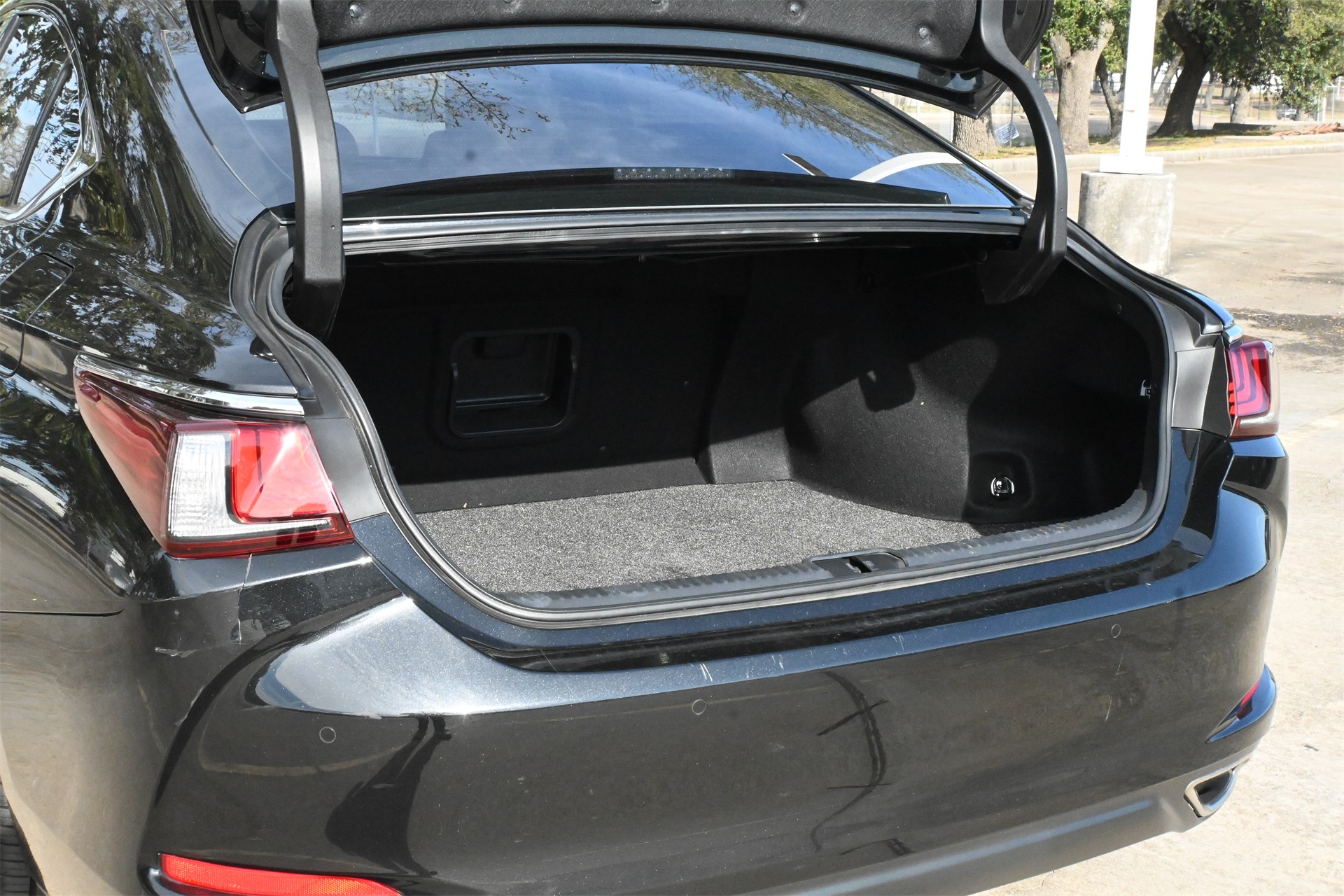 2022 Lexus ES 350  at Westside Lexus