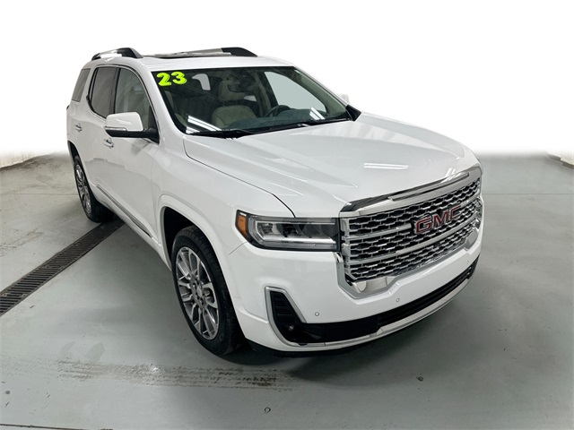 2023 GMC Acadia Denali FWD