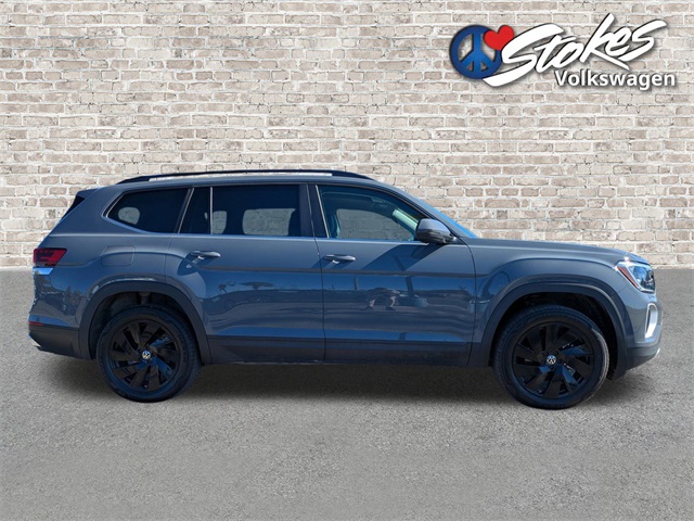 2025 Volkswagen Atlas 2.0T SE w/Technology - 2