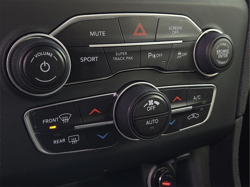 Used 2019 Dodge Charger For Sale in Farmington, AR