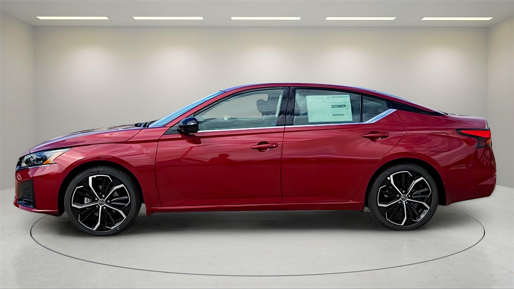 2025 Nissan Altima