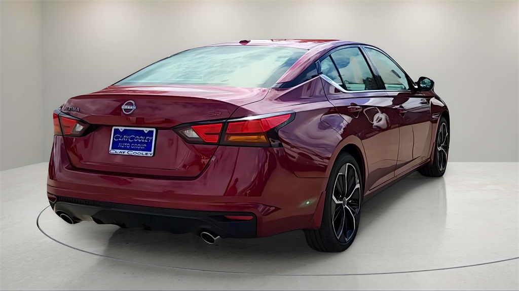 2025 Nissan Altima