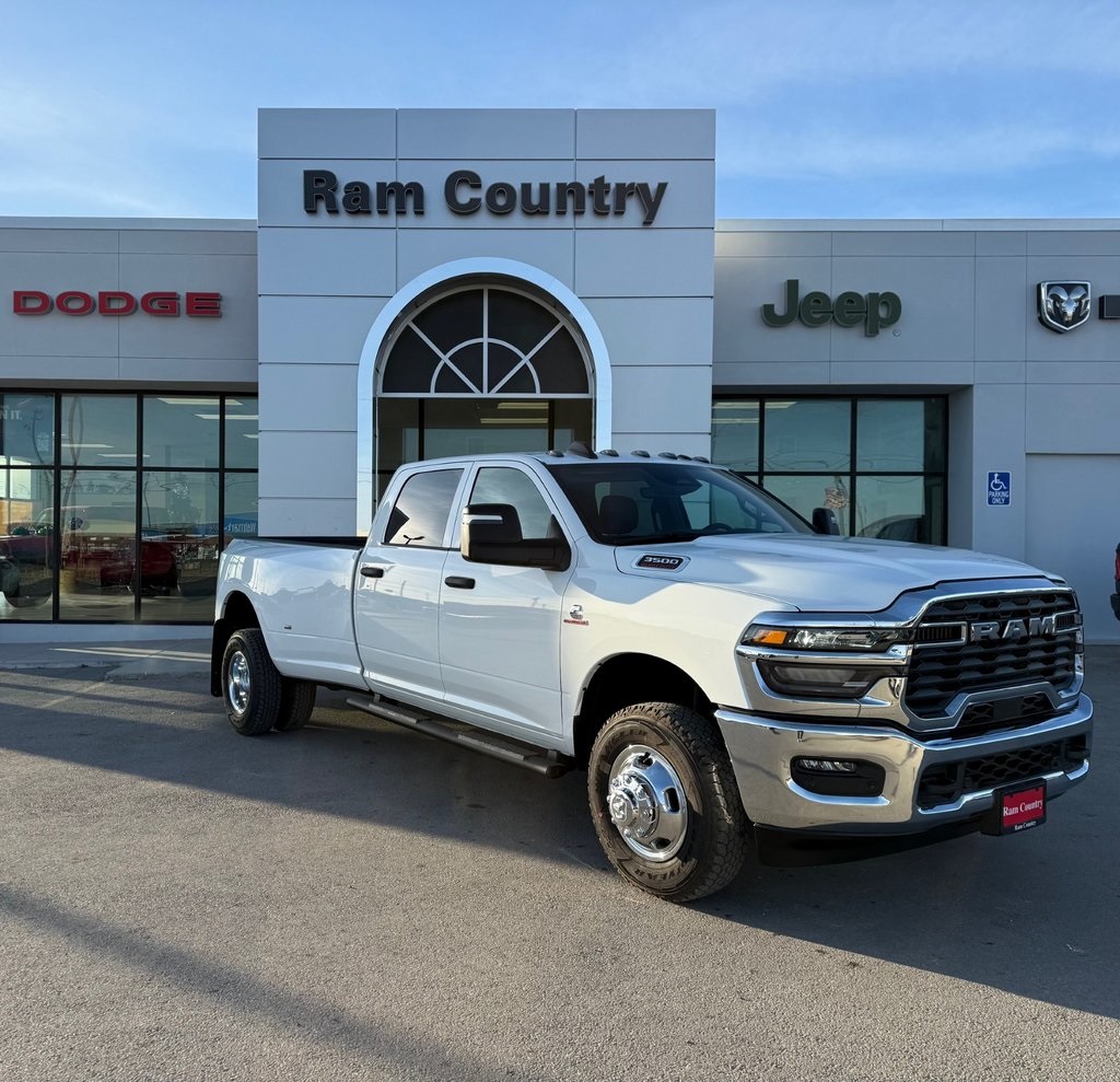 2026 RAM 3500 Tradesman Crew Cab LB DRW 4WD