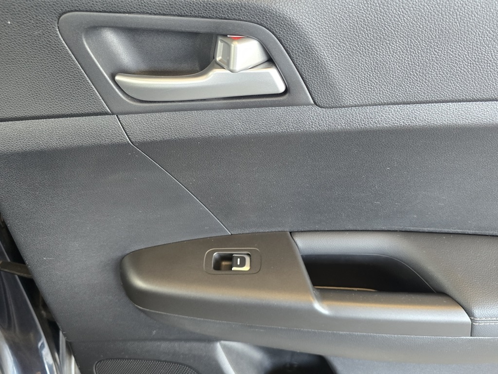 Thumbnail: 2021 Kia Sportage - 15