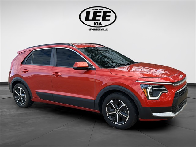 2023 Kia Niro LX