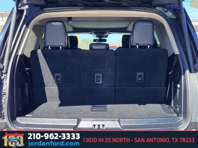 Used Car 2020 Ford Expedition  Platinum For Sale Under $35,000 In San Antonio, Texas