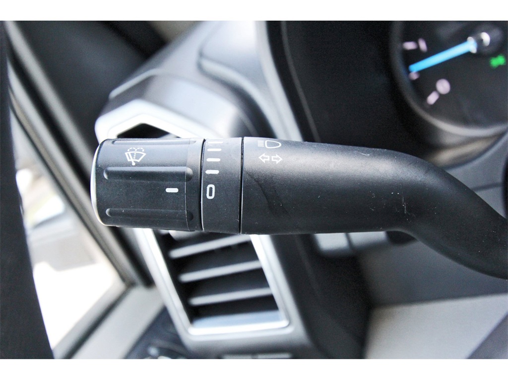 2022 Ford F-250SD XLT White at Autostrade