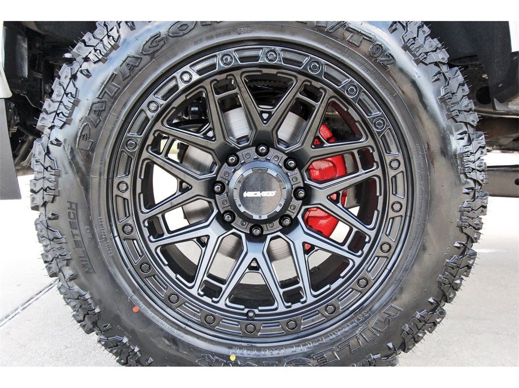 2022 Ford F-250SD XLT White at Autostrade