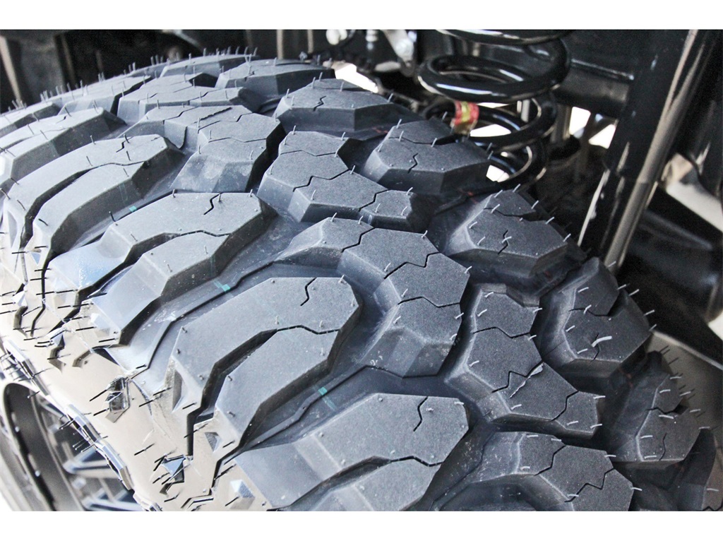 2022 Ford F-250SD XLT White at Autostrade