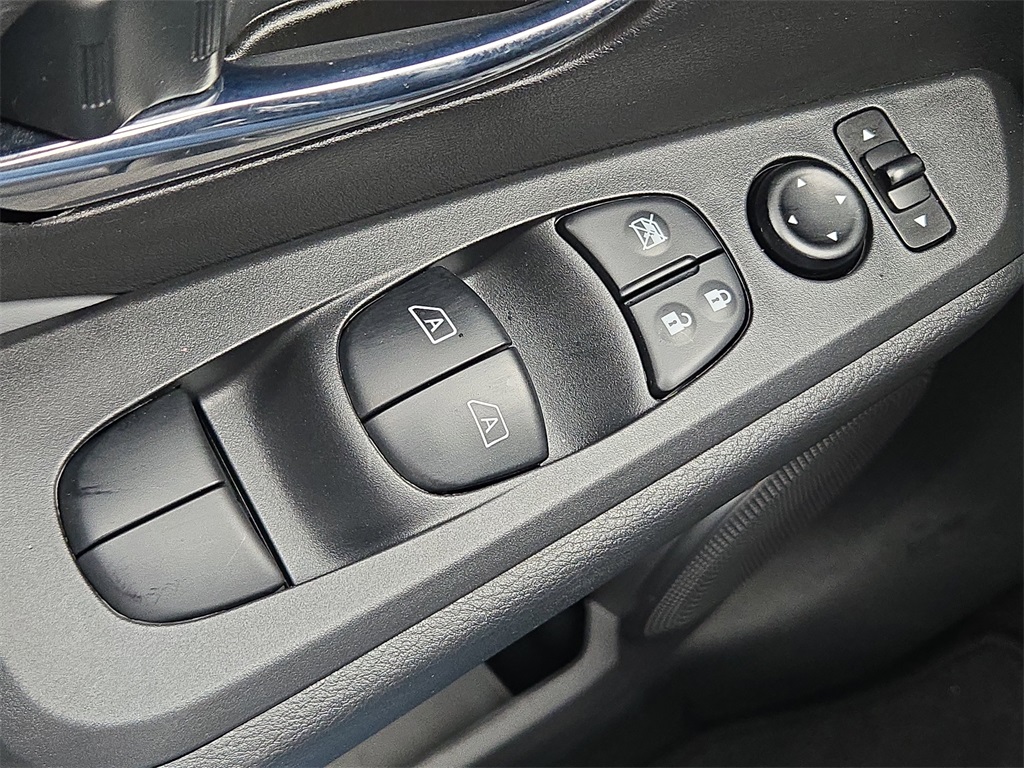 2023 Nissan Kicks SR White at Parkway Family Mazda