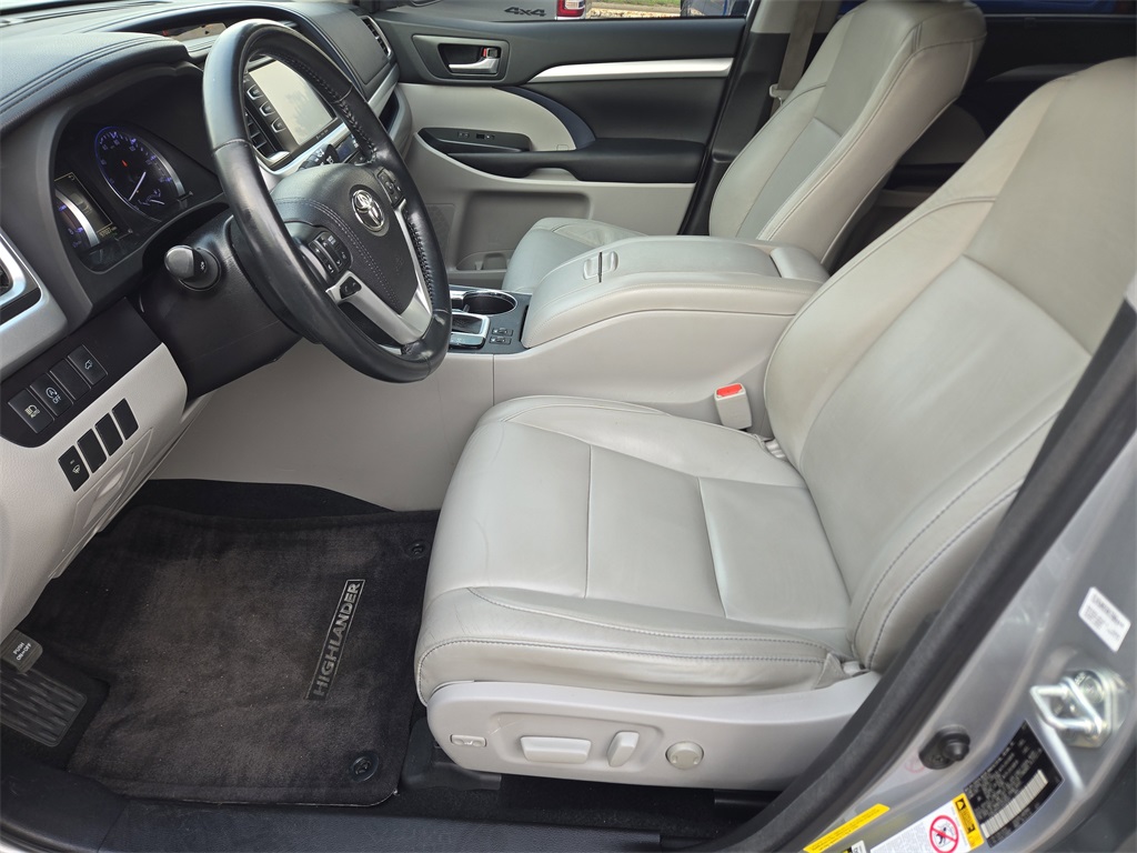 2018 Toyota Highlander   at Don McGill Toyota