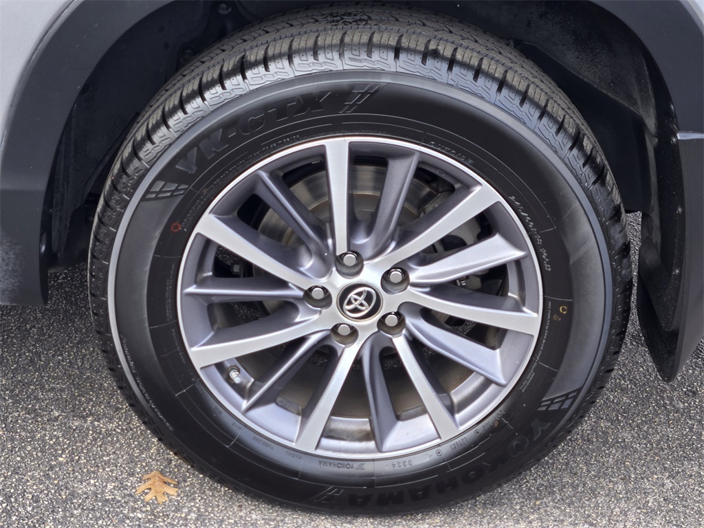 2018 Toyota Highlander   at Don McGill Toyota