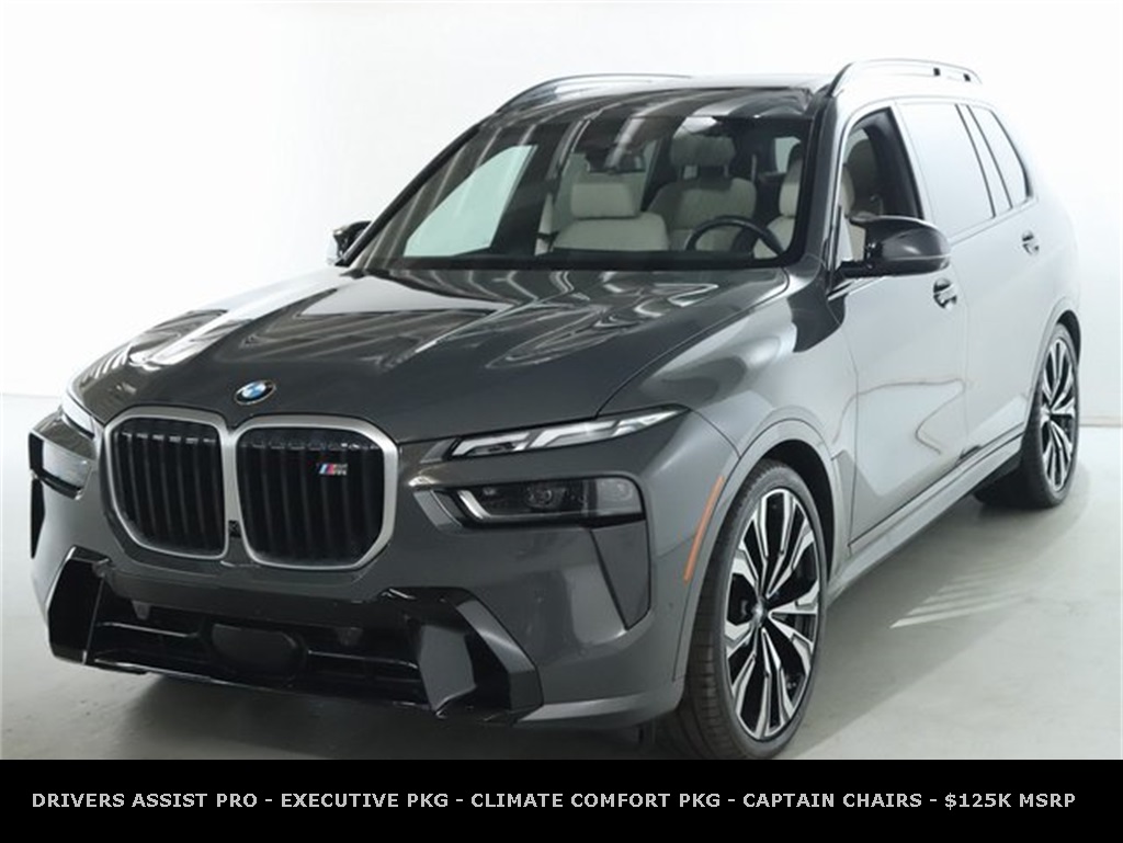 2025 BMW X7 M60i AWD