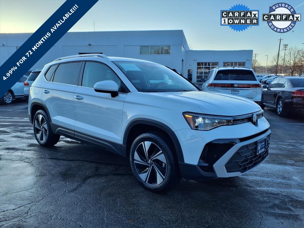 2025 Volkswagen Taos SE 4Motion