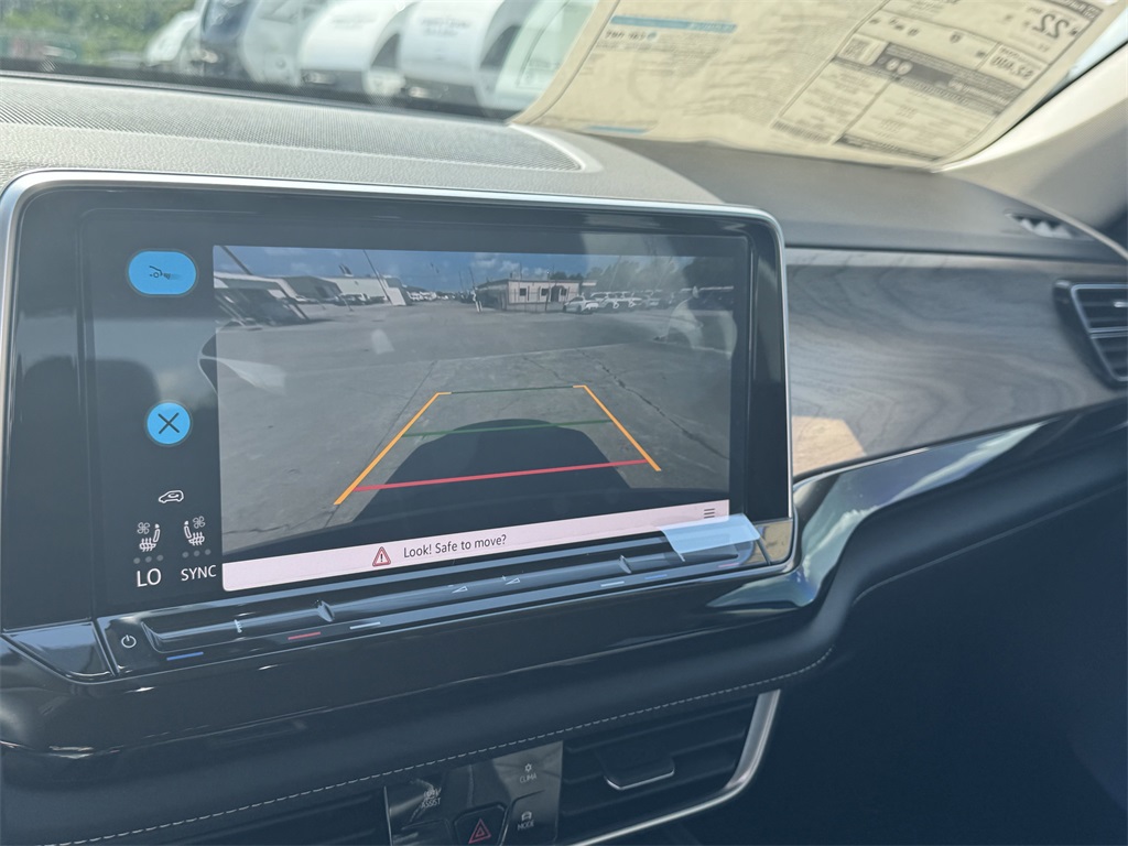 2025 Volkswagen Atlas 2.0T SE Blue at DeMontrond Auto Country