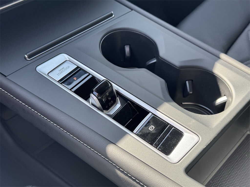 2025 Volkswagen Atlas 2.0T SE Blue at DeMontrond Auto Country