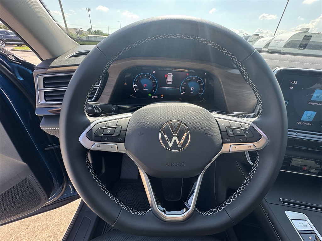 2025 Volkswagen Atlas 2.0T SE Blue at DeMontrond Auto Country